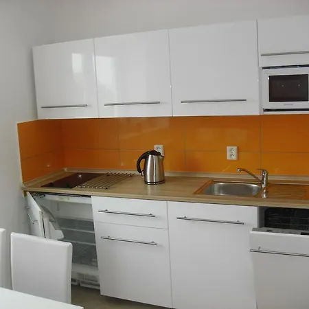 Apartman Linda アパート *